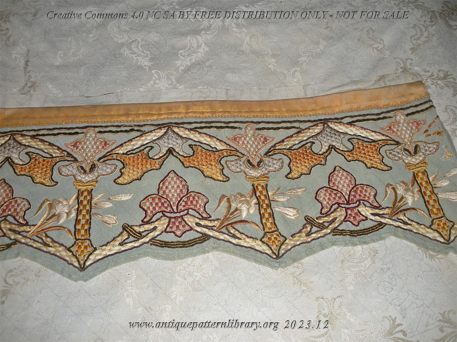 E-CW001 Ecclesiastical valance with lilies and initial M